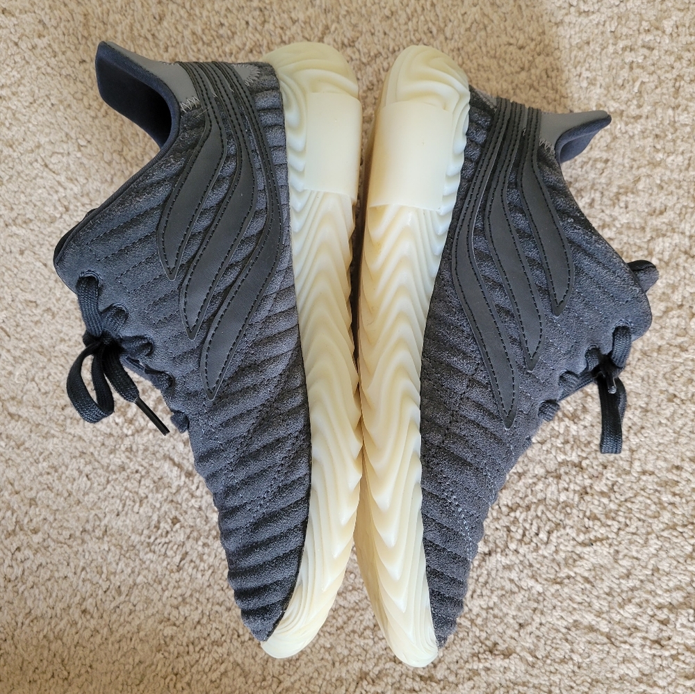 Adidas sobakov charcoal grey 7